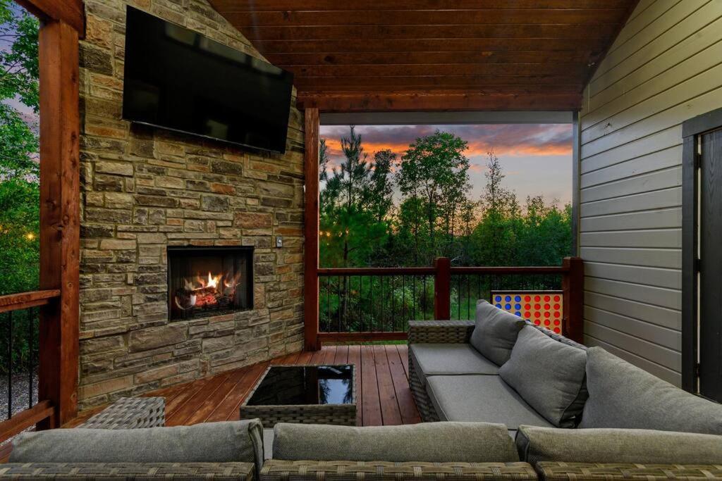 Вілла Under The Stars - Secluded, Hot Tub, Firepit, Games Брокен-Боу Екстер'єр фото